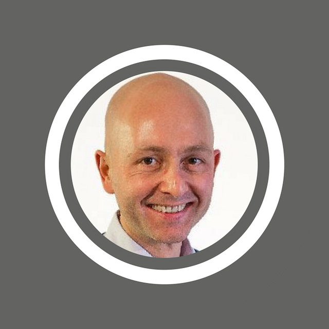 Max De Backer – De Facto Image Building (FR: 08/11/2012)